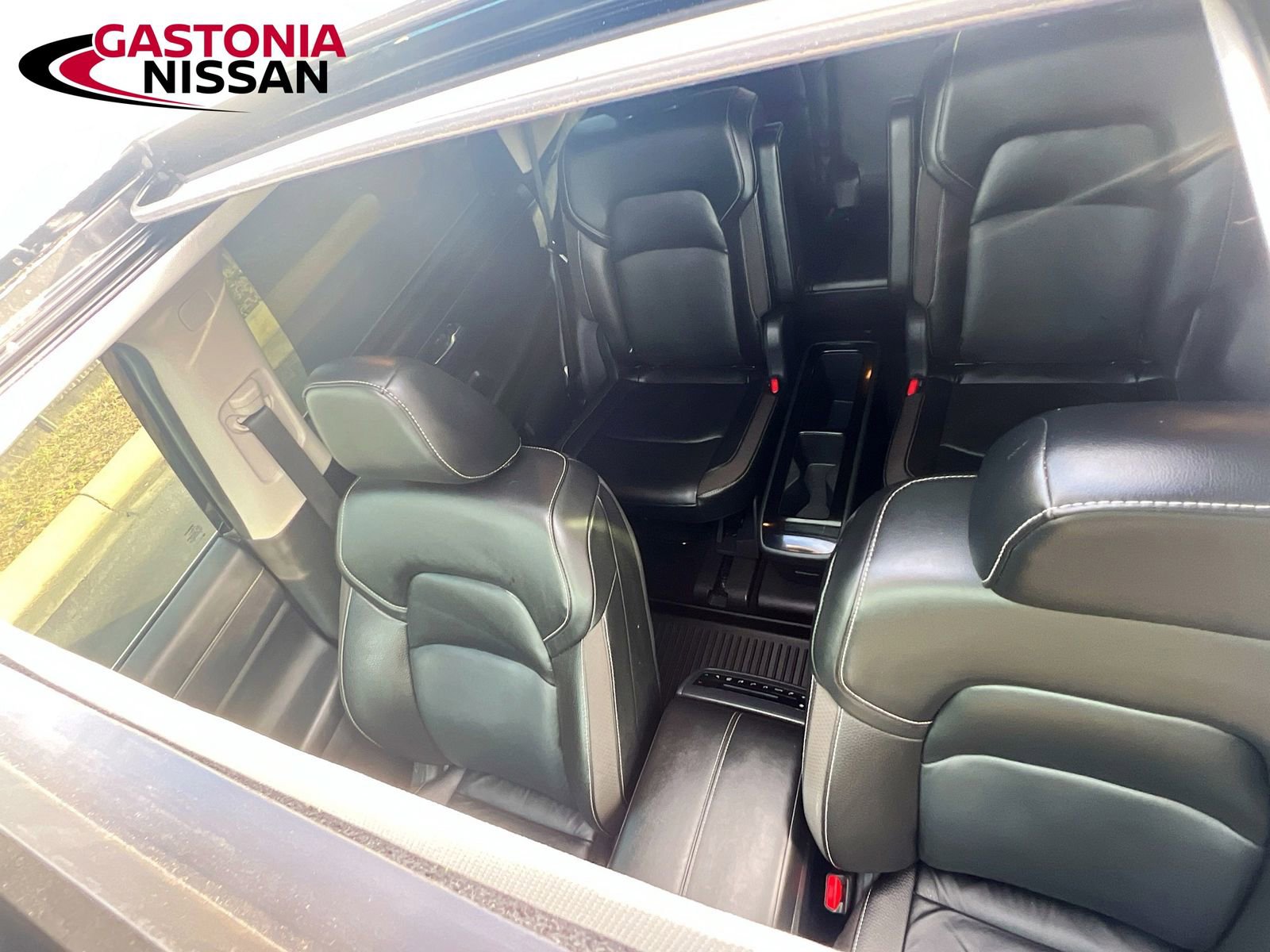 Used 2023 Nissan Pathfinder SL w/ SL Premium Package image 30