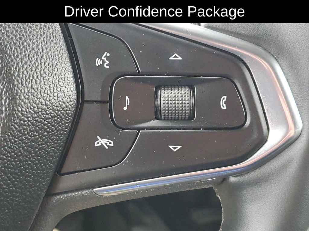 Used 2025 Chevrolet Trax ACTIV w/ Sunroof Package image 12