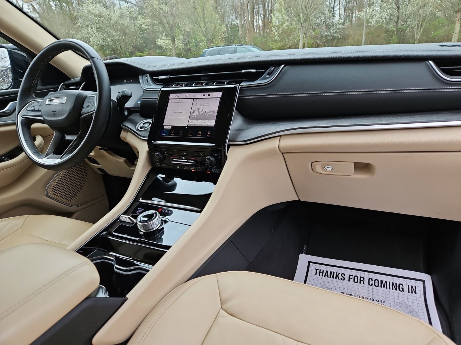 Used 2022 Jeep Grand Cherokee L Limited image 16