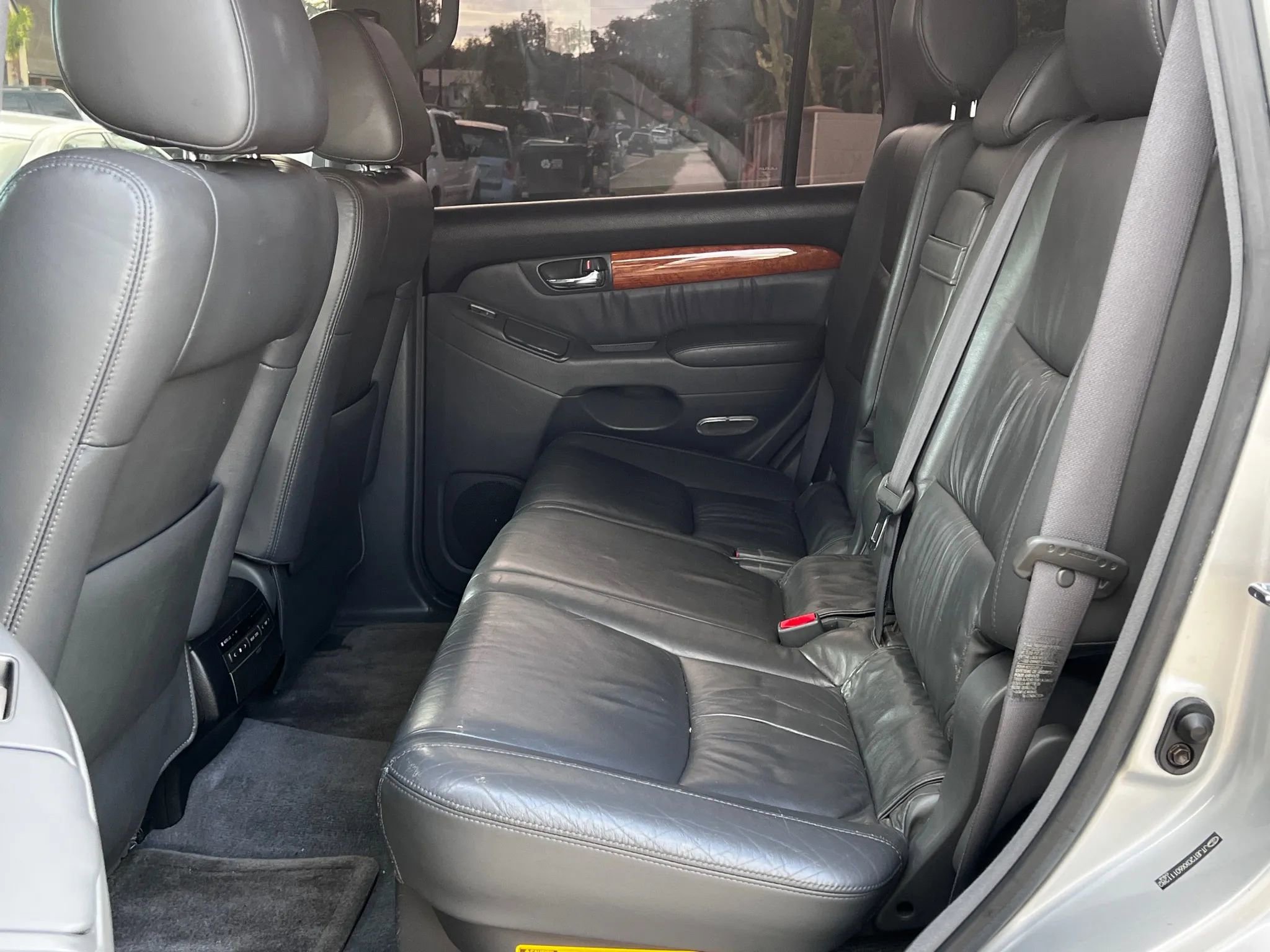 Used 2006 Lexus GX 470 image 16