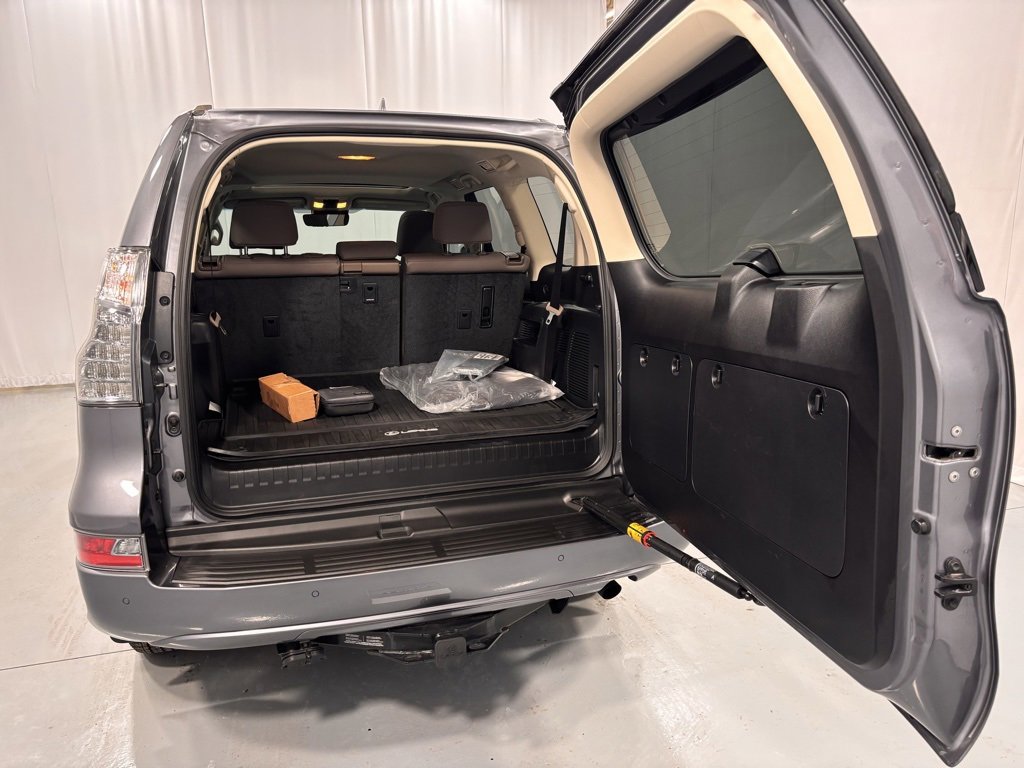 Used 2023 Lexus GX 460 Premium image 27