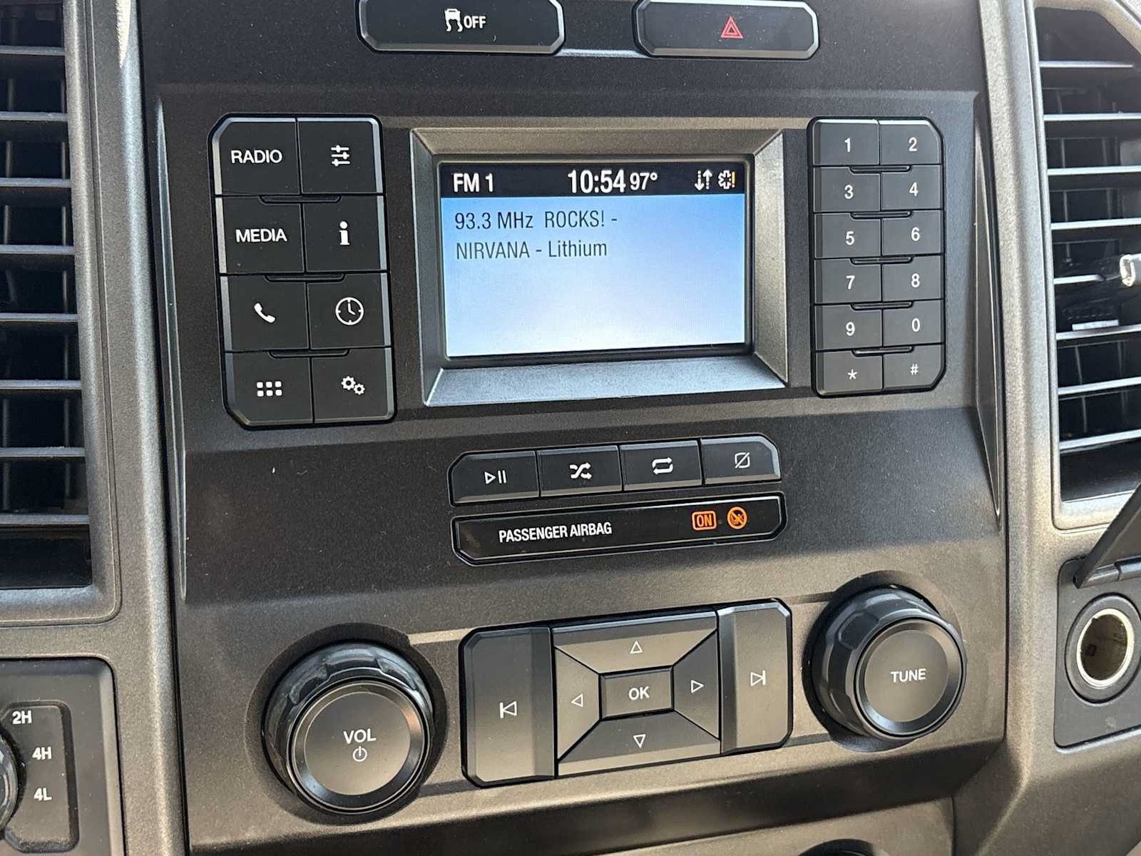 Used 2022 Ford F250 XL w/ Power Equipment Group AWD/4WD image 13