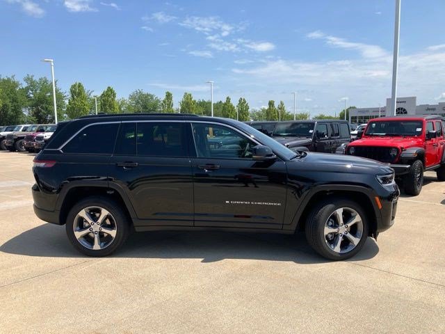 New 2026 Jeep Grand Cherokee Limited AWD/4WD image 5
