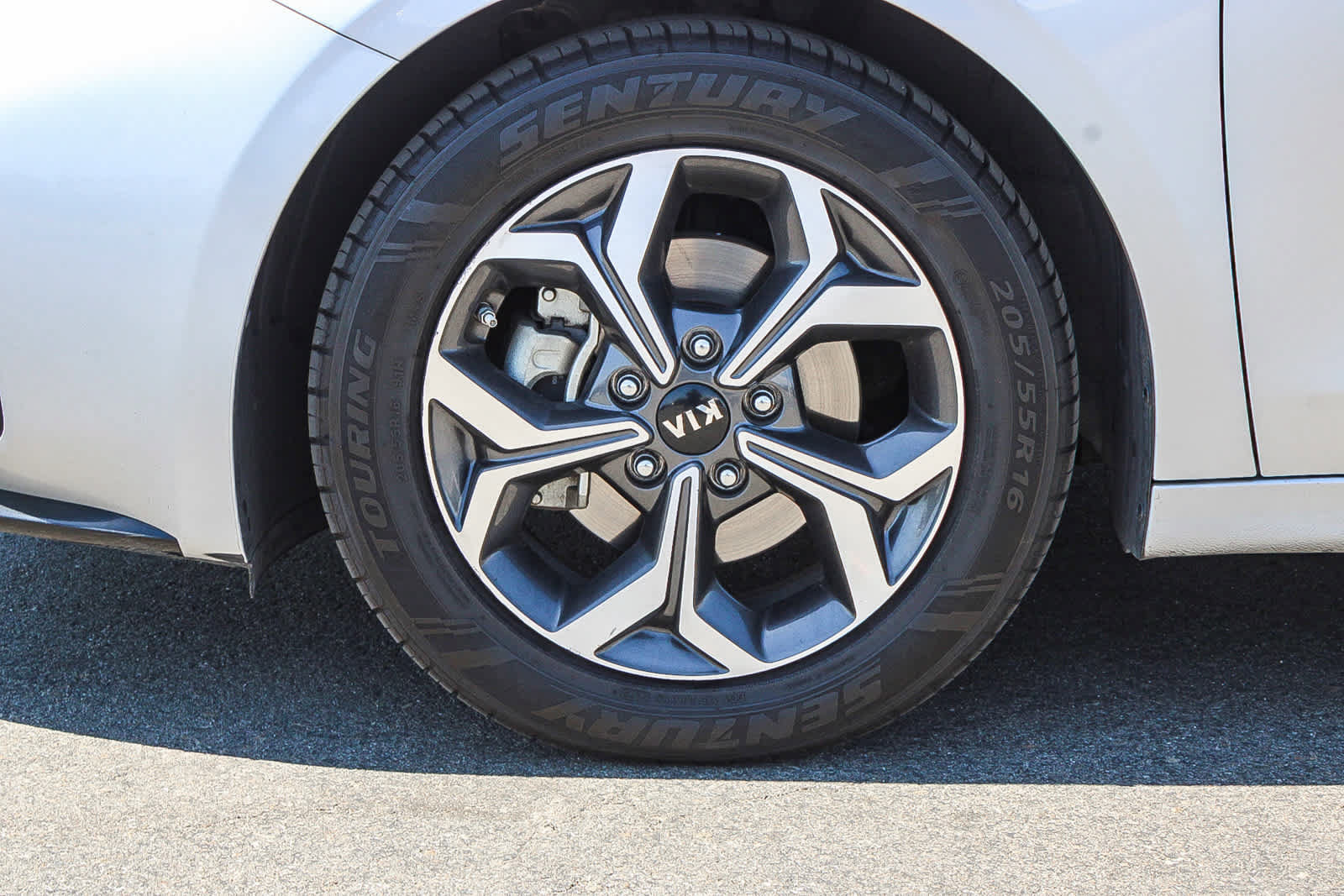 Used 2020 Kia Forte LXS FWD image 11