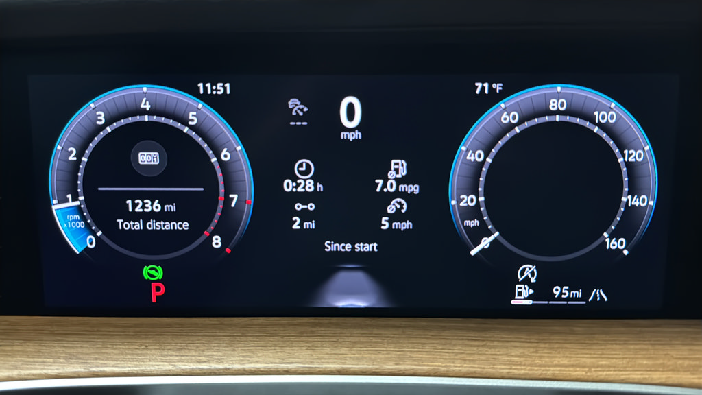 Used 2026 Volkswagen Tiguan SEL R-Line AWD/4WD image 17