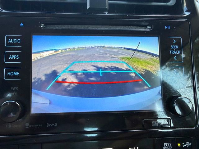 Used 2016 Toyota Prius Three Touring FWD image 9