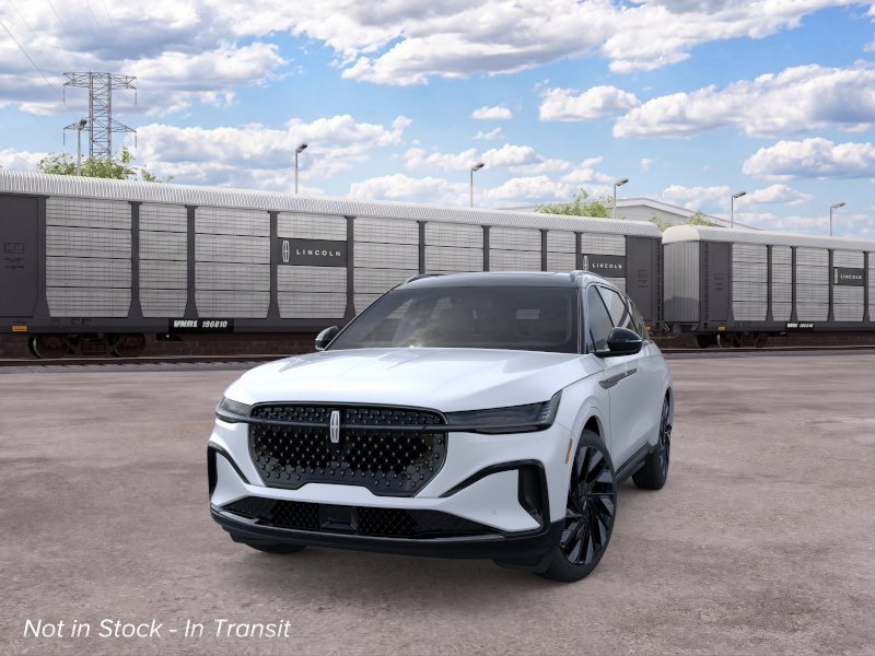 New 2026 Lincoln Nautilus Reserve AWD/4WD image 2