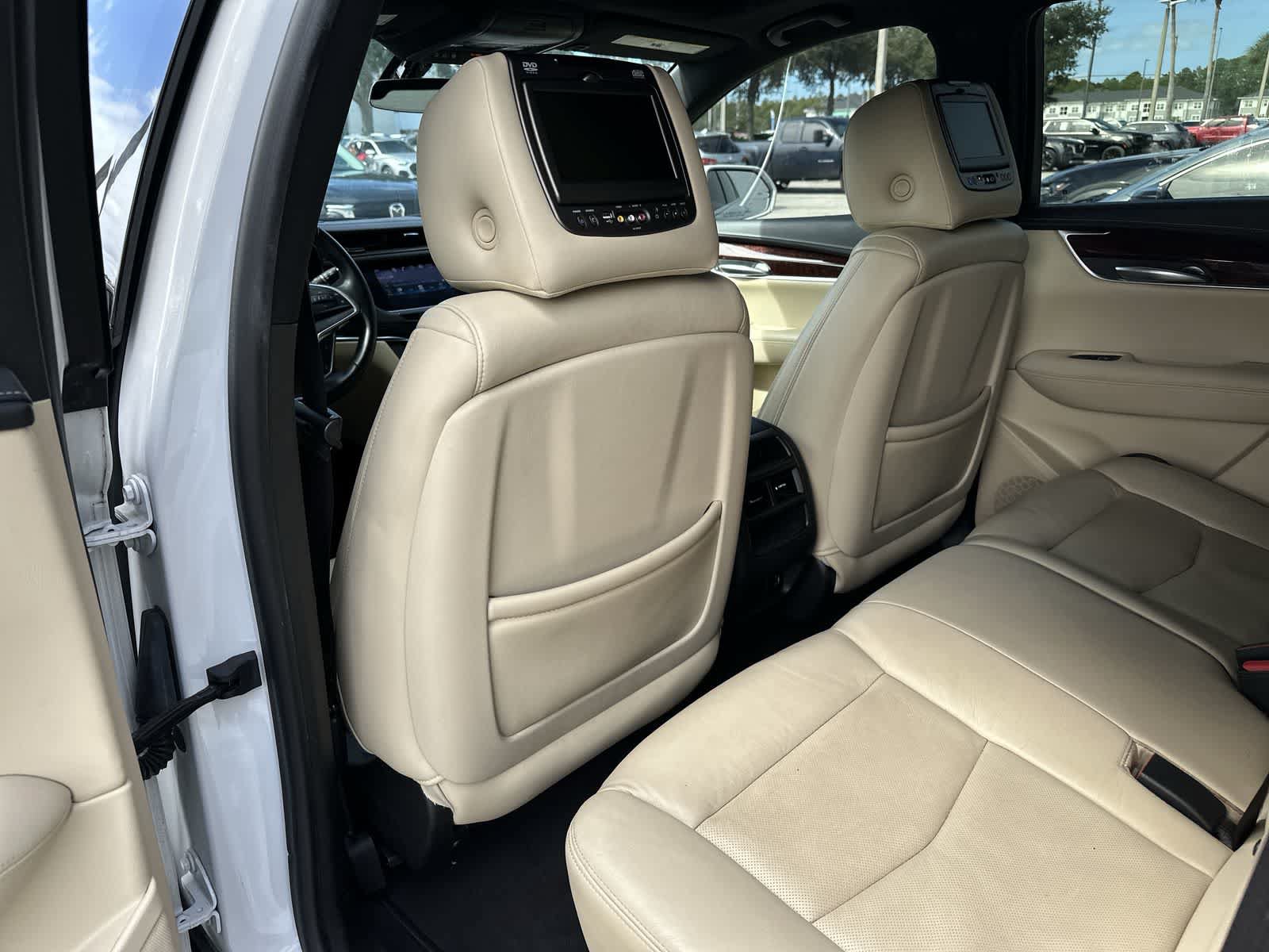 Used 2017 Cadillac XT5 Luxury FWD image 17