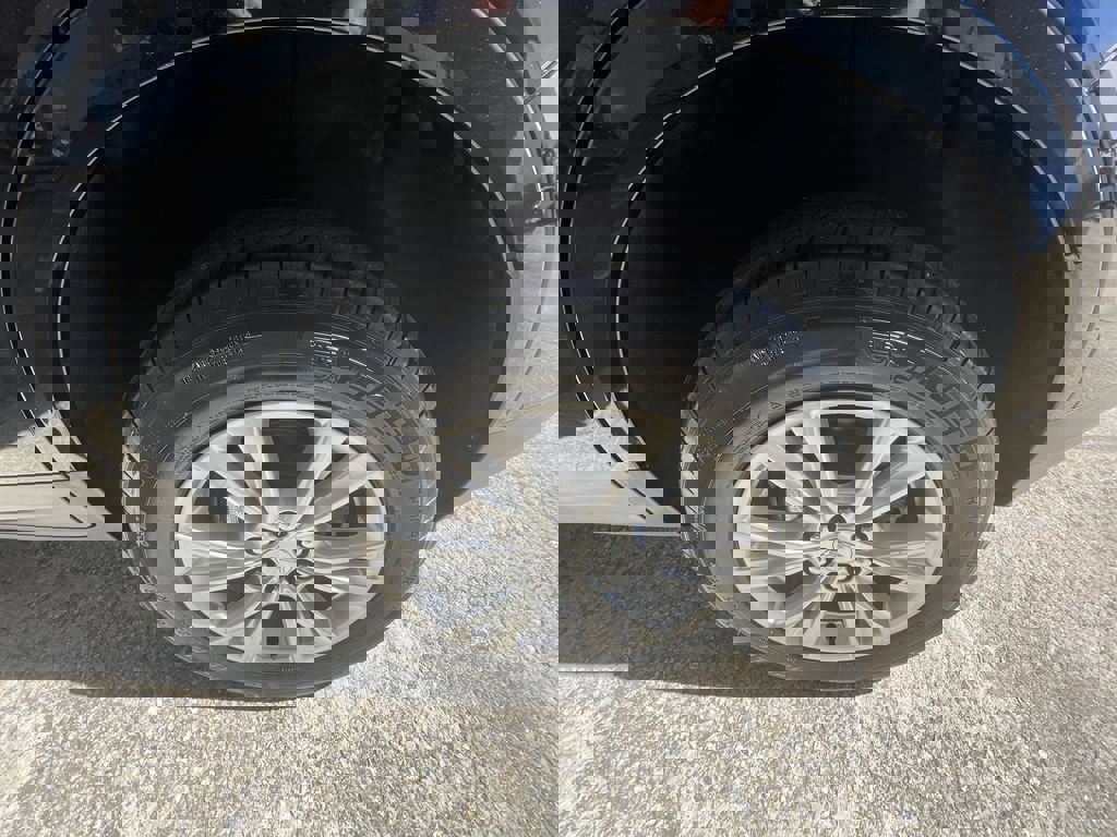 Certified 2023 Cadillac XT5 Luxury image 32