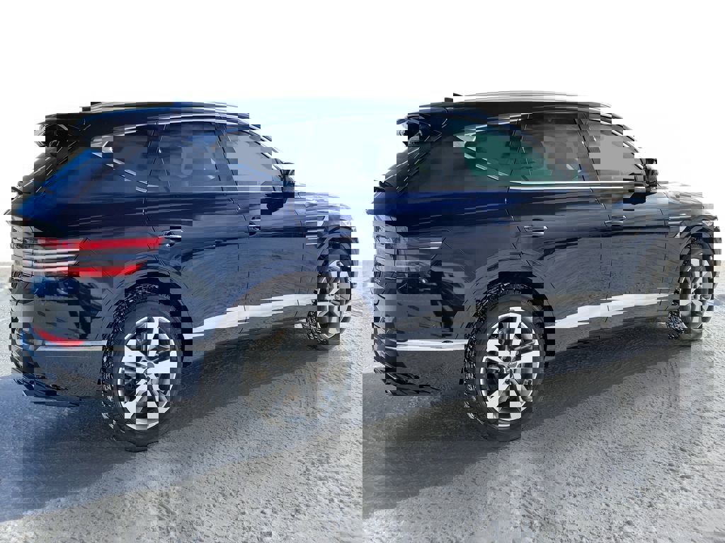 Used 2021 Genesis GV80 2.5T w/ Advanced Package 02 image 4