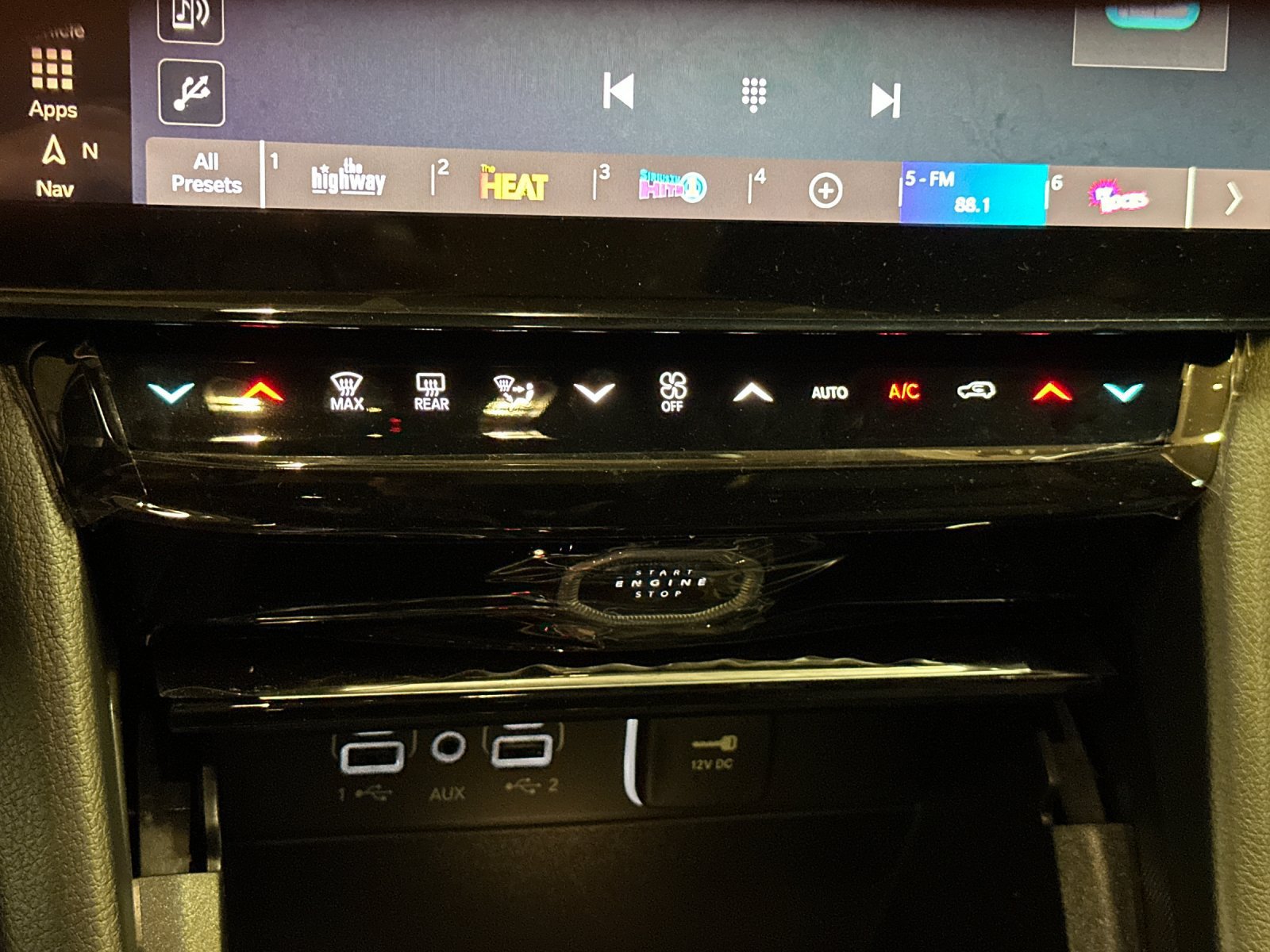 New 2026 Jeep Grand Cherokee Limited w/ Limited Altitude Package AWD/4WD image 20