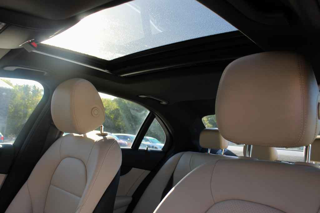 Used 2018 Mercedes-Benz C 300 Sedan image 23