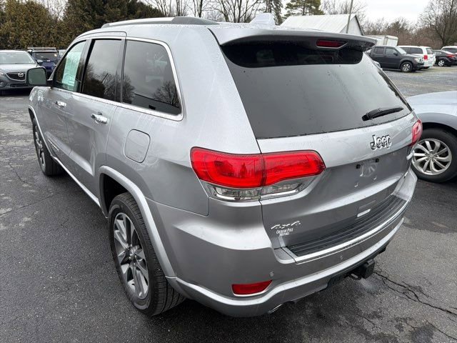 Used 2017 Jeep Grand Cherokee Overland image 10
