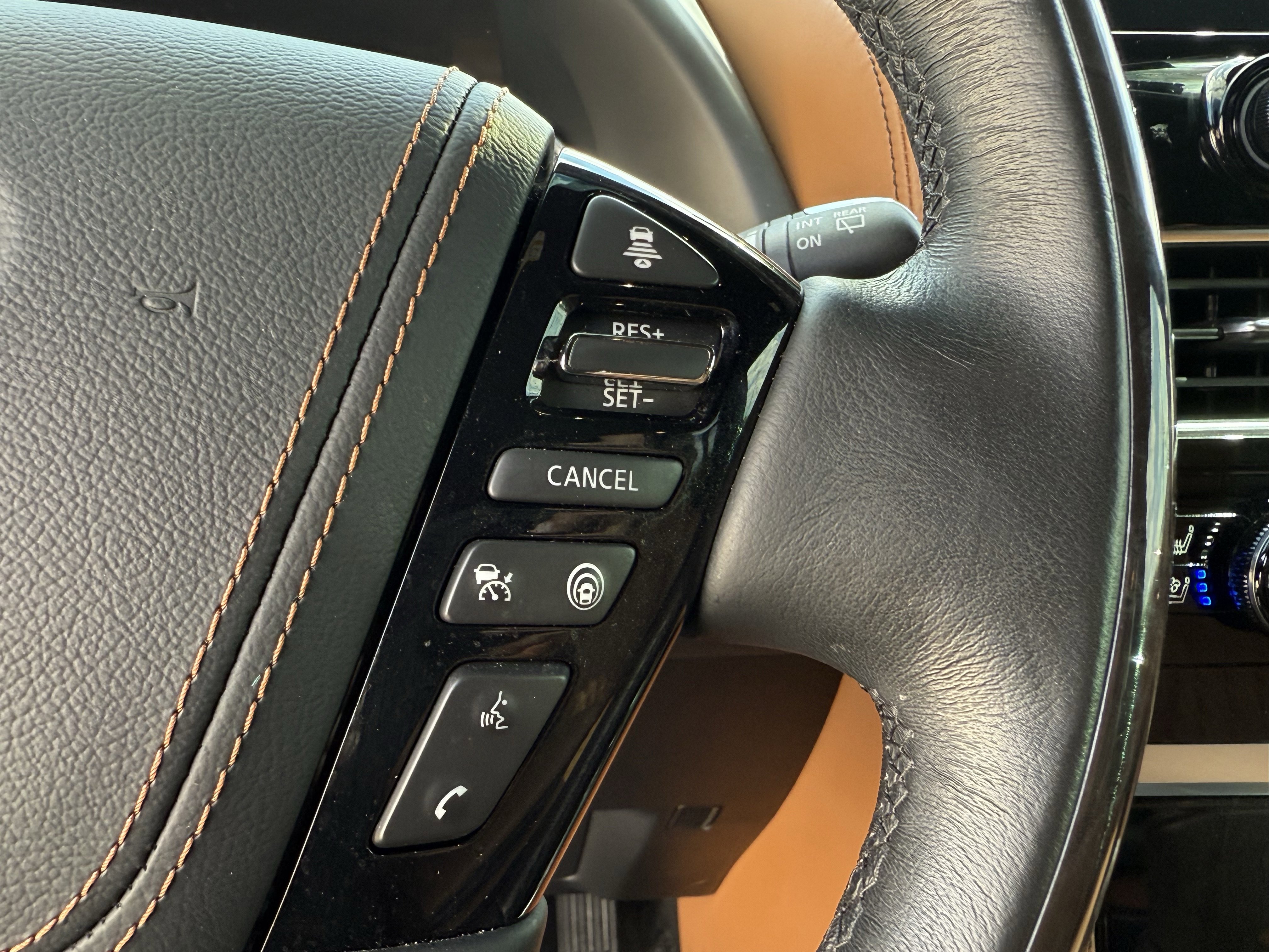 Certified 2024 INFINITI QX80 Sensory AWD/4WD image 18