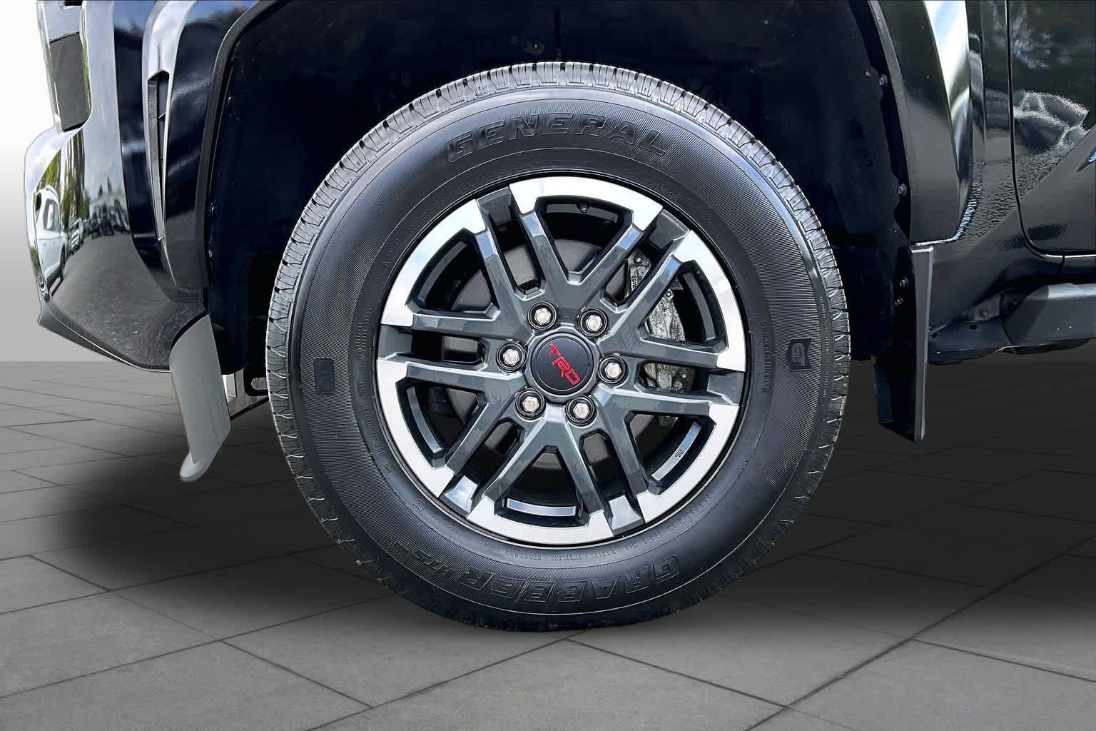 Used 2024 Toyota Tacoma TRD Sport AWD/4WD image 11