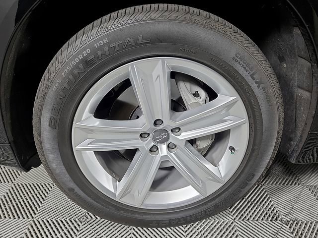 Used 2019 Audi Q8 Premium w/ Convenience Package image 9