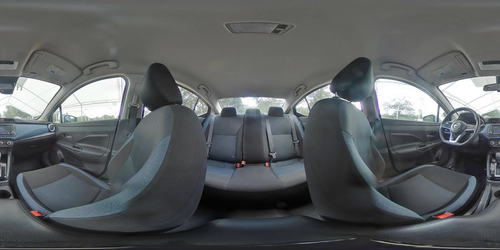 Used 2025 Nissan Versa SV FWD image 39
