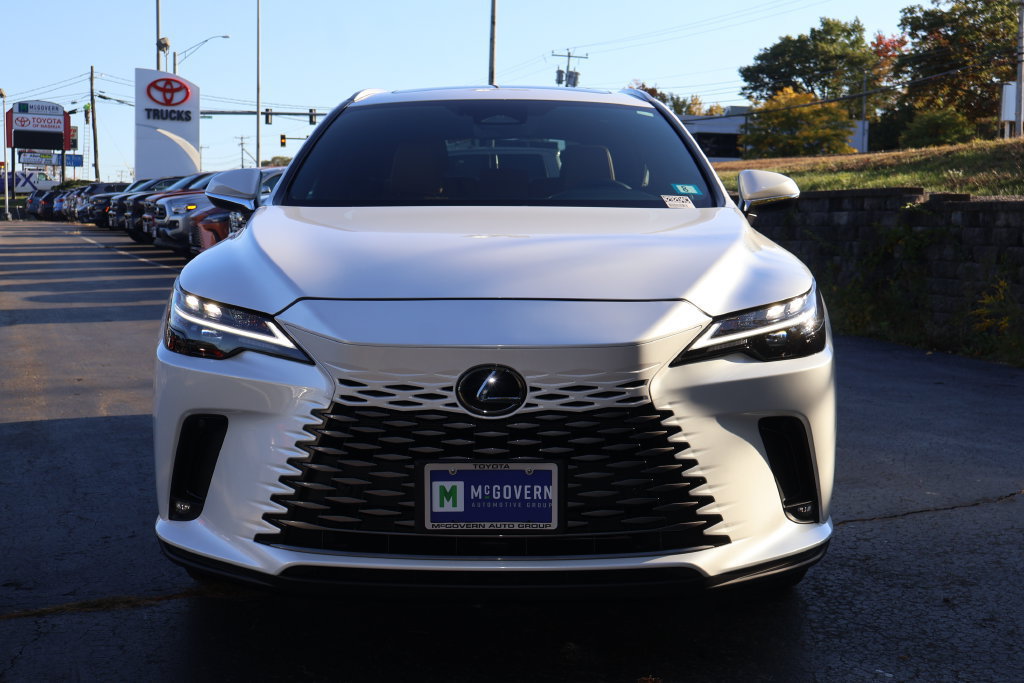 Used 2025 Lexus RX 350 Premium w/ Accessory Package AWD/4WD image 12