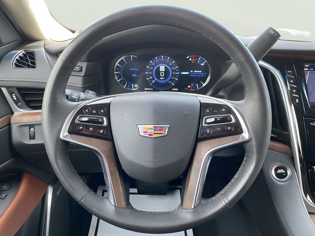 Used 2020 Cadillac Escalade Luxury AWD/4WD image 22