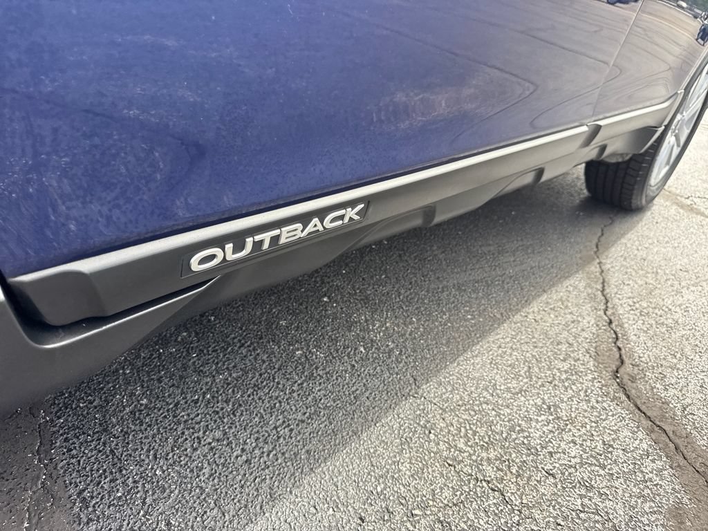 Used 2017 Subaru Outback 2.5i Premium AWD/4WD image 21