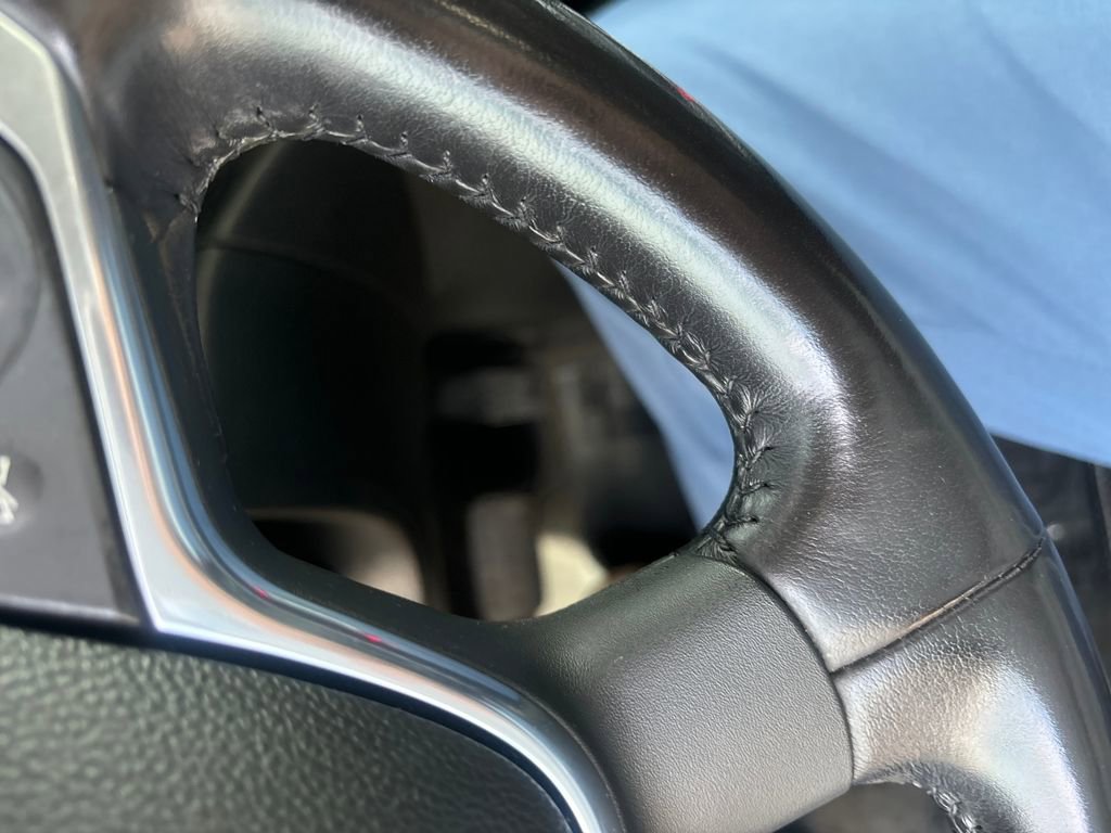 Used 2020 Chevrolet Traverse Premier w/ Redline Edition image 33