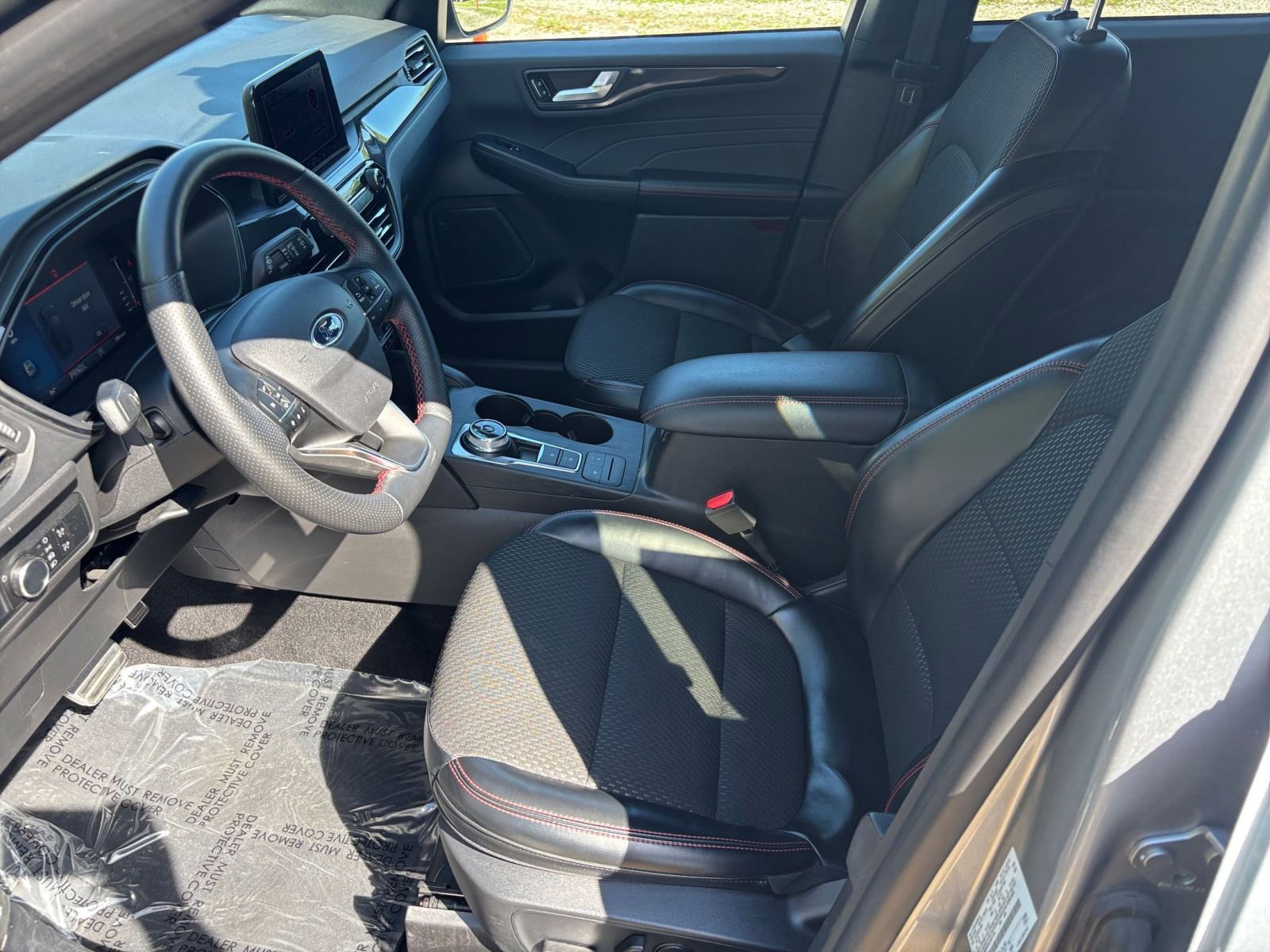 Used 2024 Ford Escape ST-Line image 29