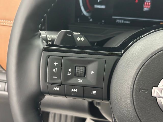 Used 2025 Nissan Pathfinder Platinum w/ Cargo Package image 22