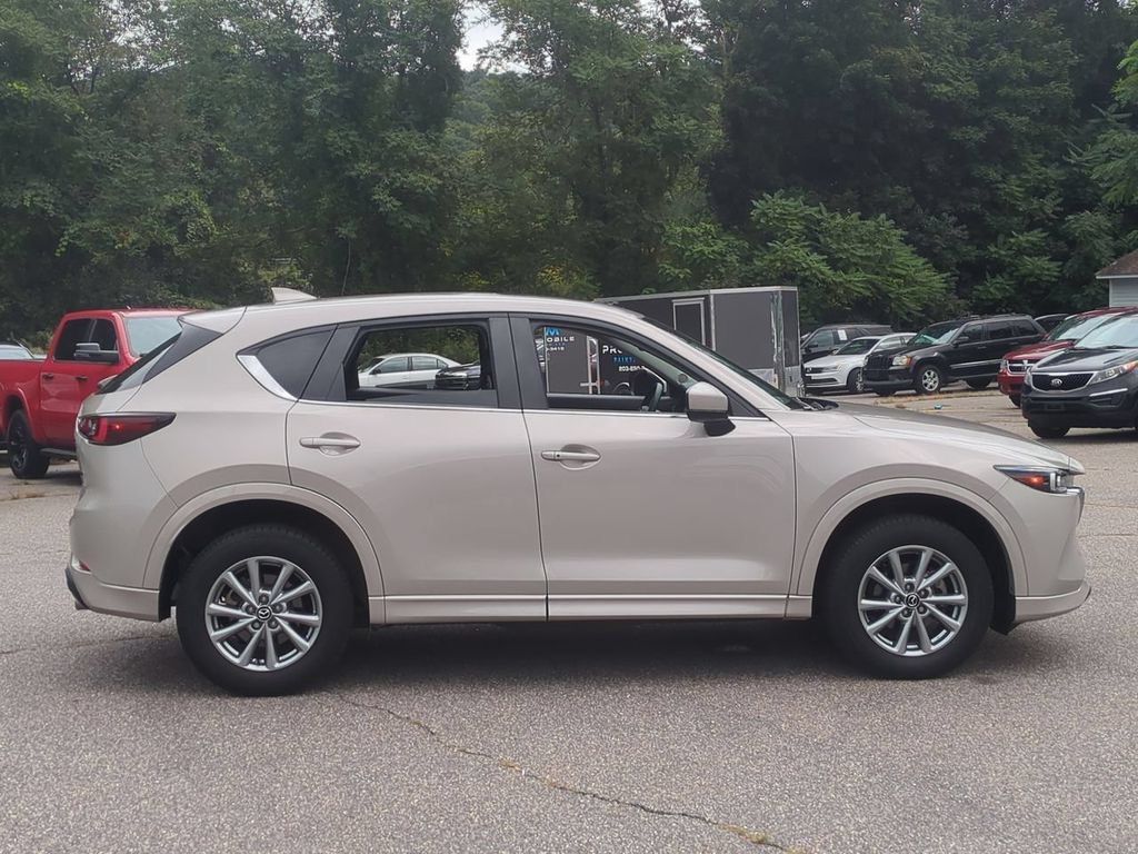 Certified 2024 MAZDA CX-5 AWD 2.5 S w/ Preferred Package image 3