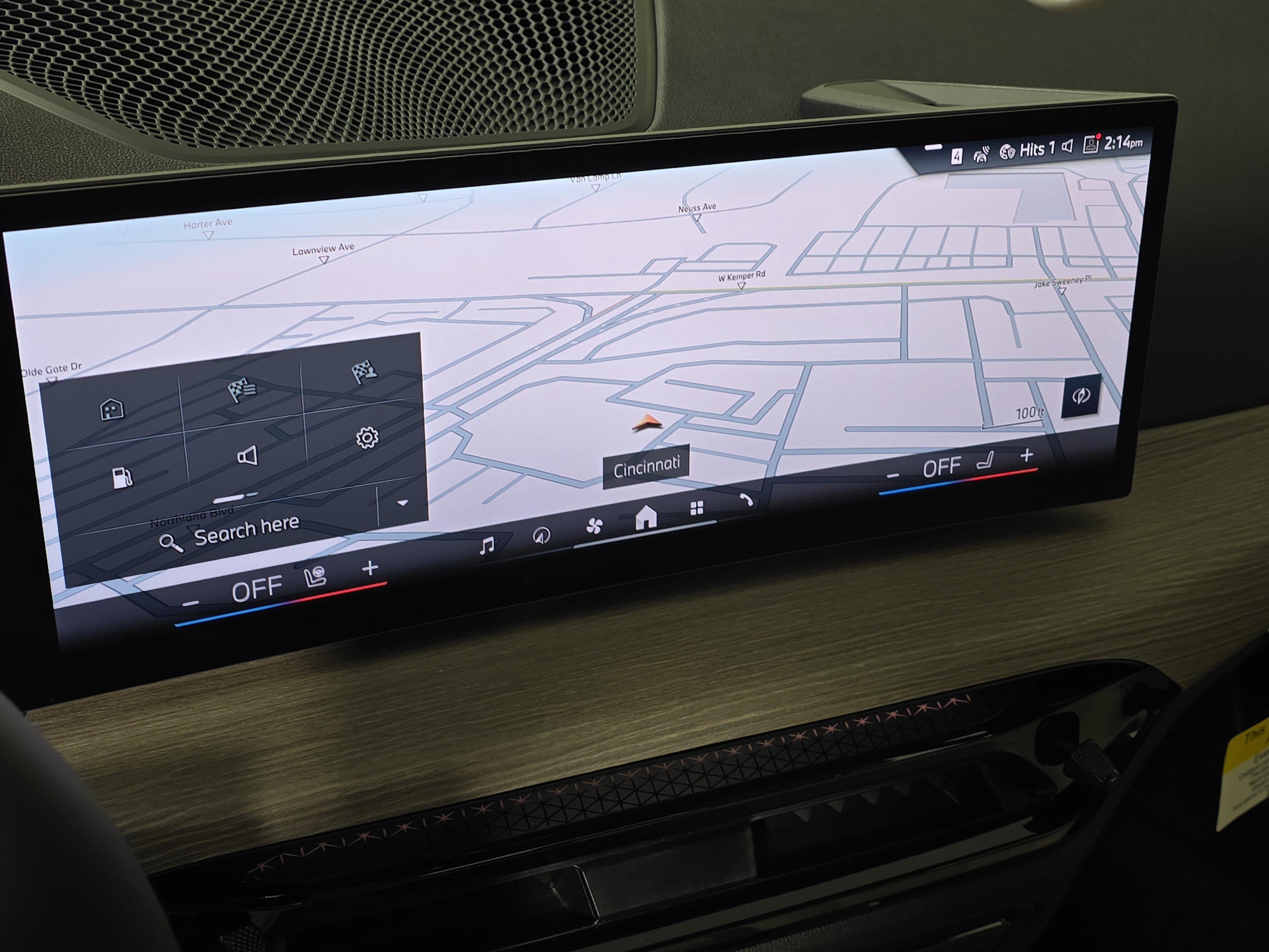 New 2025 BMW 230i xDrive Coupe w/ Premium Package image 18