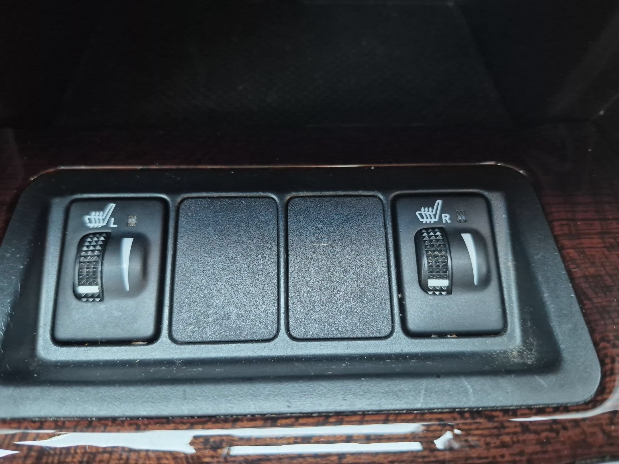 Used 2012 Toyota Camry XLE w/ Leather Pkg FWD image 20
