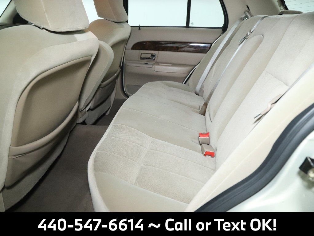 Used 2005 Mercury Grand Marquis GS image 25