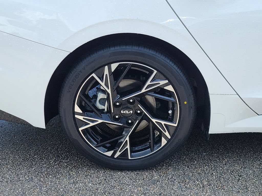 Certified 2025 Kia K5 GT-Line w/ GT-Line Premium Package FWD image 10