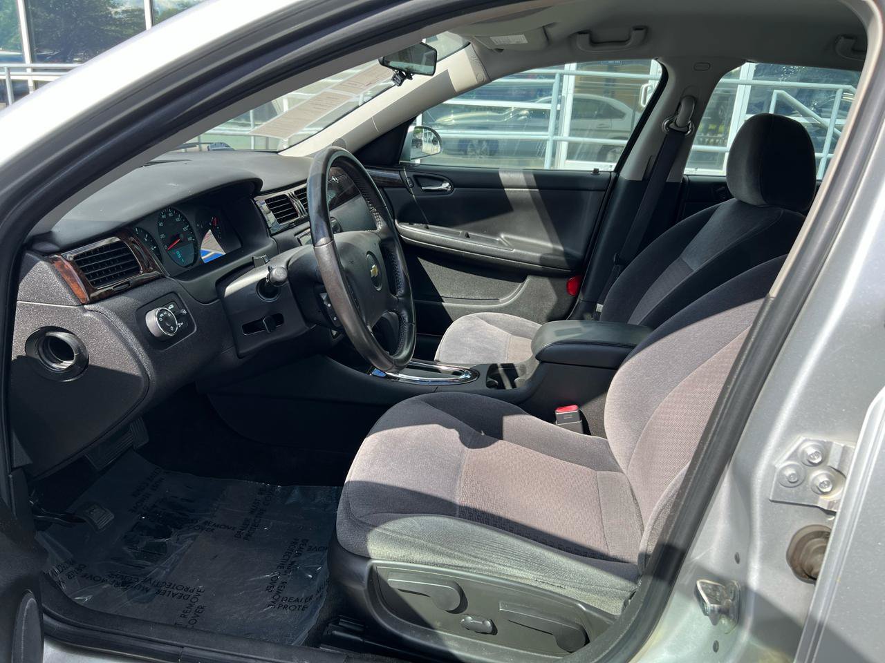 Used 2013 Chevrolet Impala LS FWD image 11