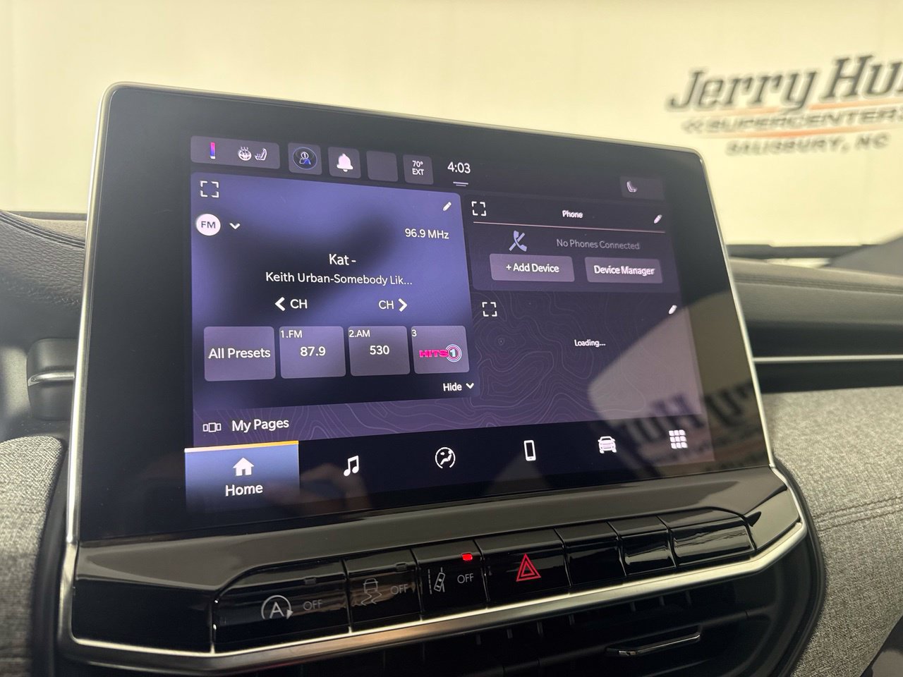Used 2023 Jeep Compass Latitude w/ Sun and Sound Group AWD/4WD image 21