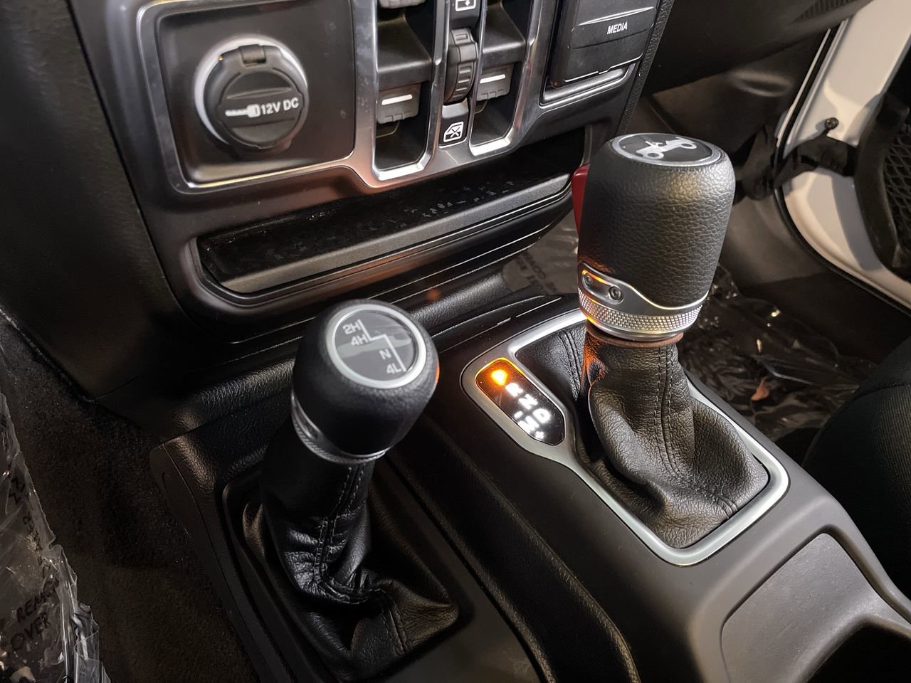 Used 2020 Jeep Wrangler Unlimited Sport S AWD/4WD image 17