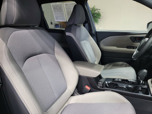 Used 2026 Subaru Forester Premium AWD/4WD image 16