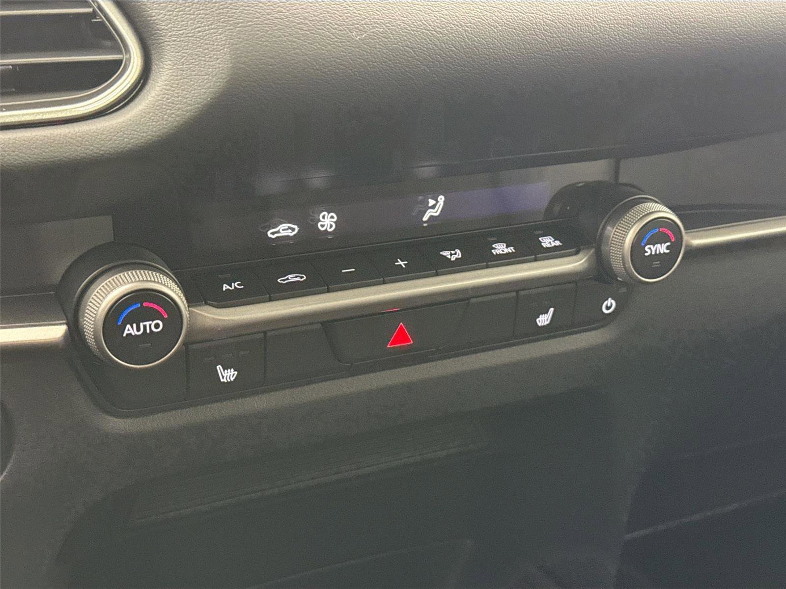 New 2026 MAZDA CX-30 AWD 2.5 S w/ Select Sport Pkg image 25