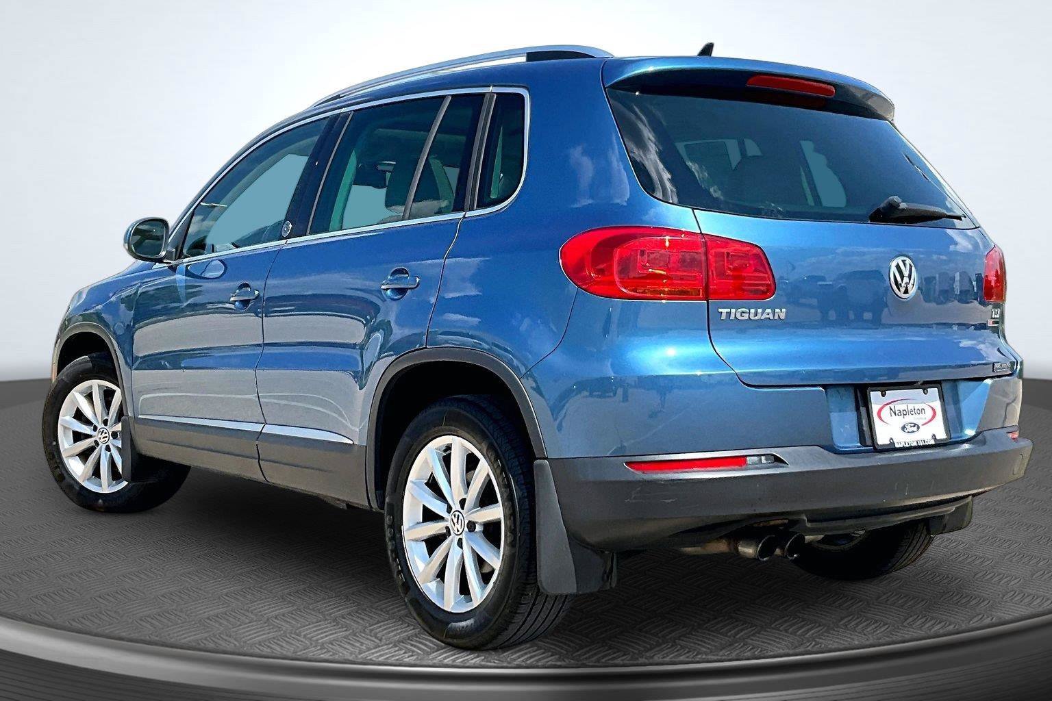 Used 2017 Volkswagen Tiguan Wolfsburg Edition AWD/4WD image 14