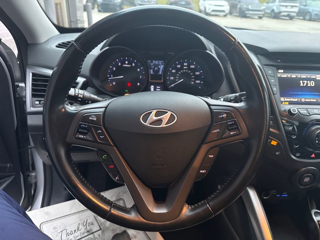 Used 2015 Hyundai Veloster Turbo image 19