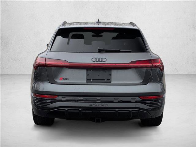 Used 2024 Audi Q8 e-tron Prestige w/ Prestige Package image 6