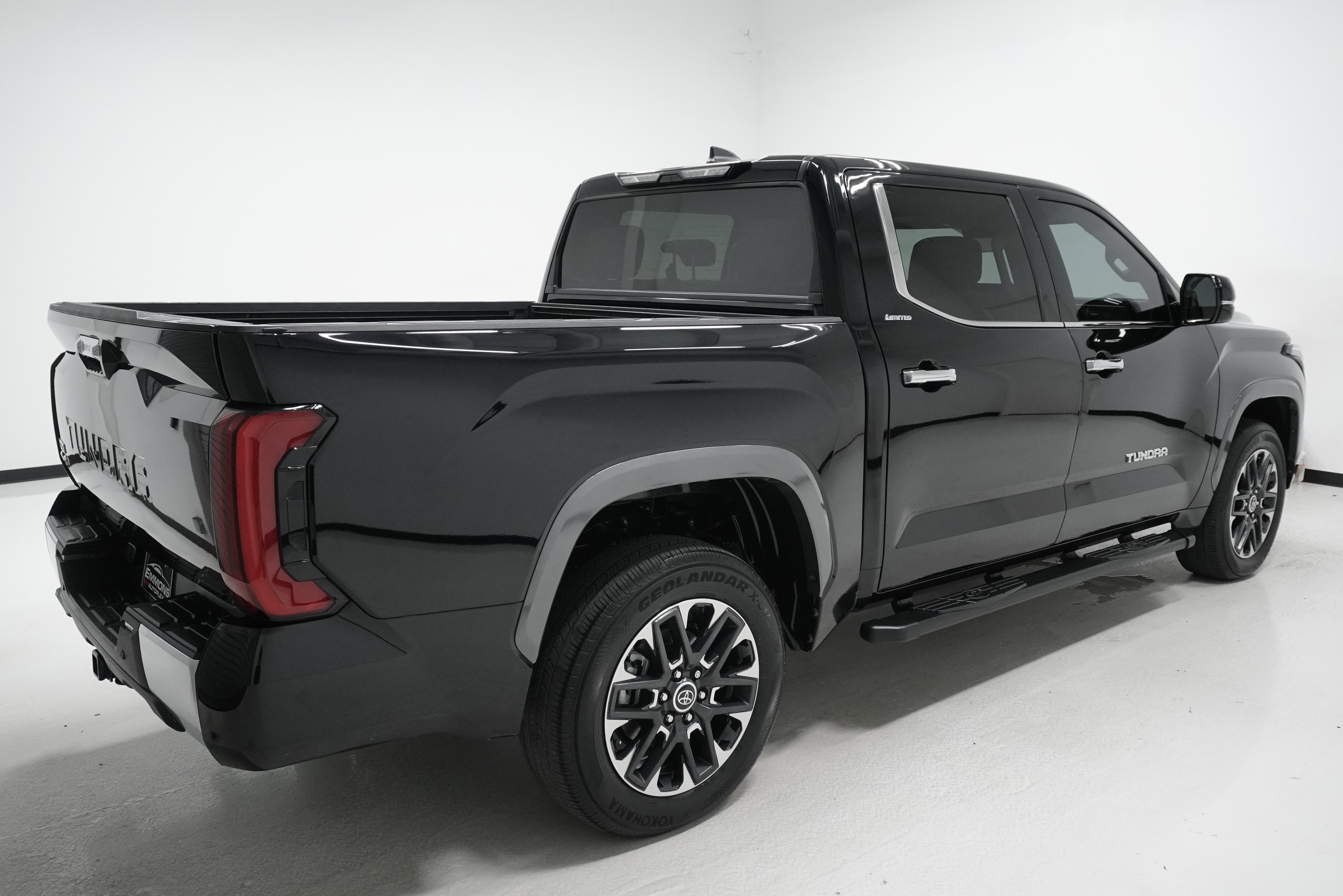 Used 2024 Toyota Tundra Limited image 4