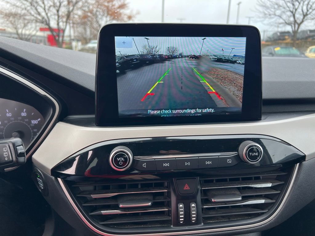 Used 2020 Ford Escape SE image 29