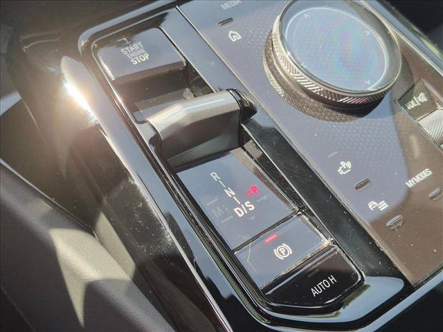 Certified 2024 BMW 530i xDrive AWD/4WD image 12