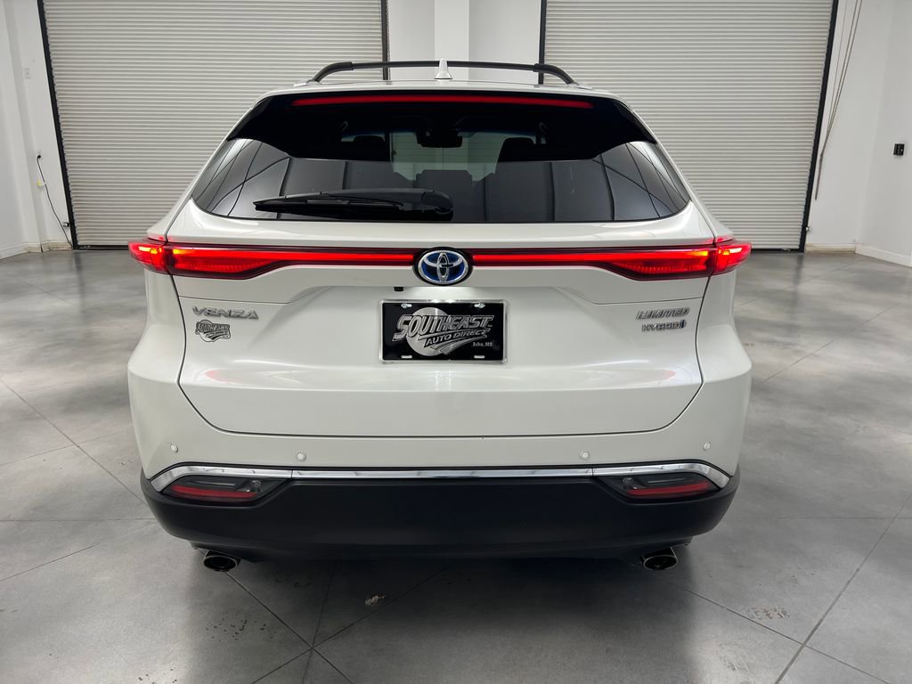 Used 2022 Toyota Venza Limited AWD/4WD image 6