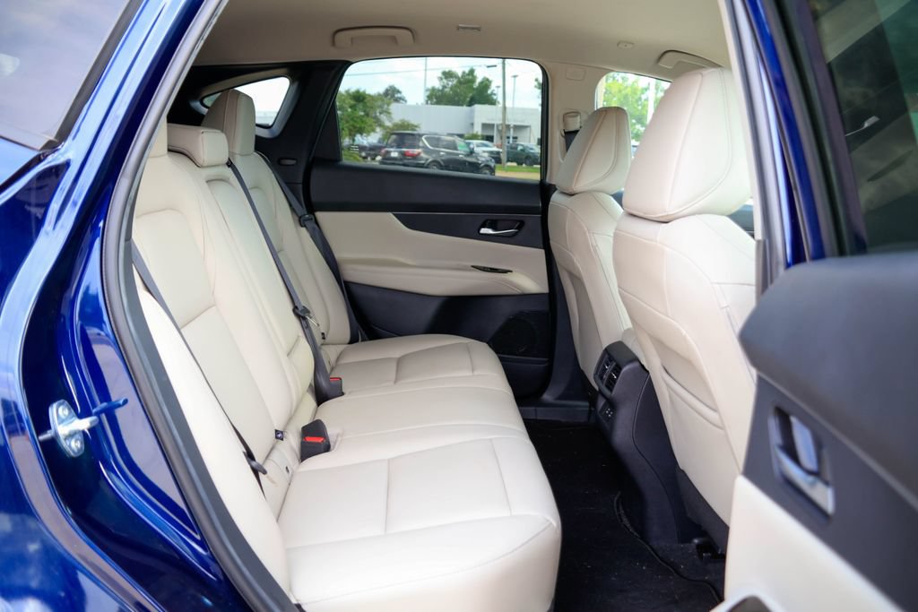 Certified 2025 Nissan Murano SV AWD/4WD image 10