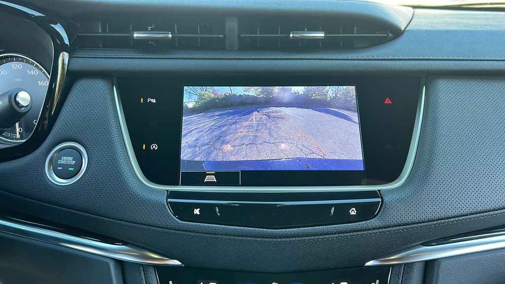 New 2025 Cadillac XT5 Premium Luxury FWD image 33
