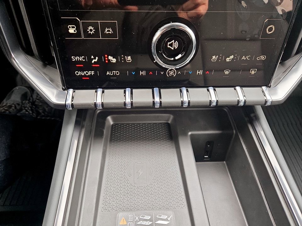 New 2026 GMC Acadia AT4 image 26