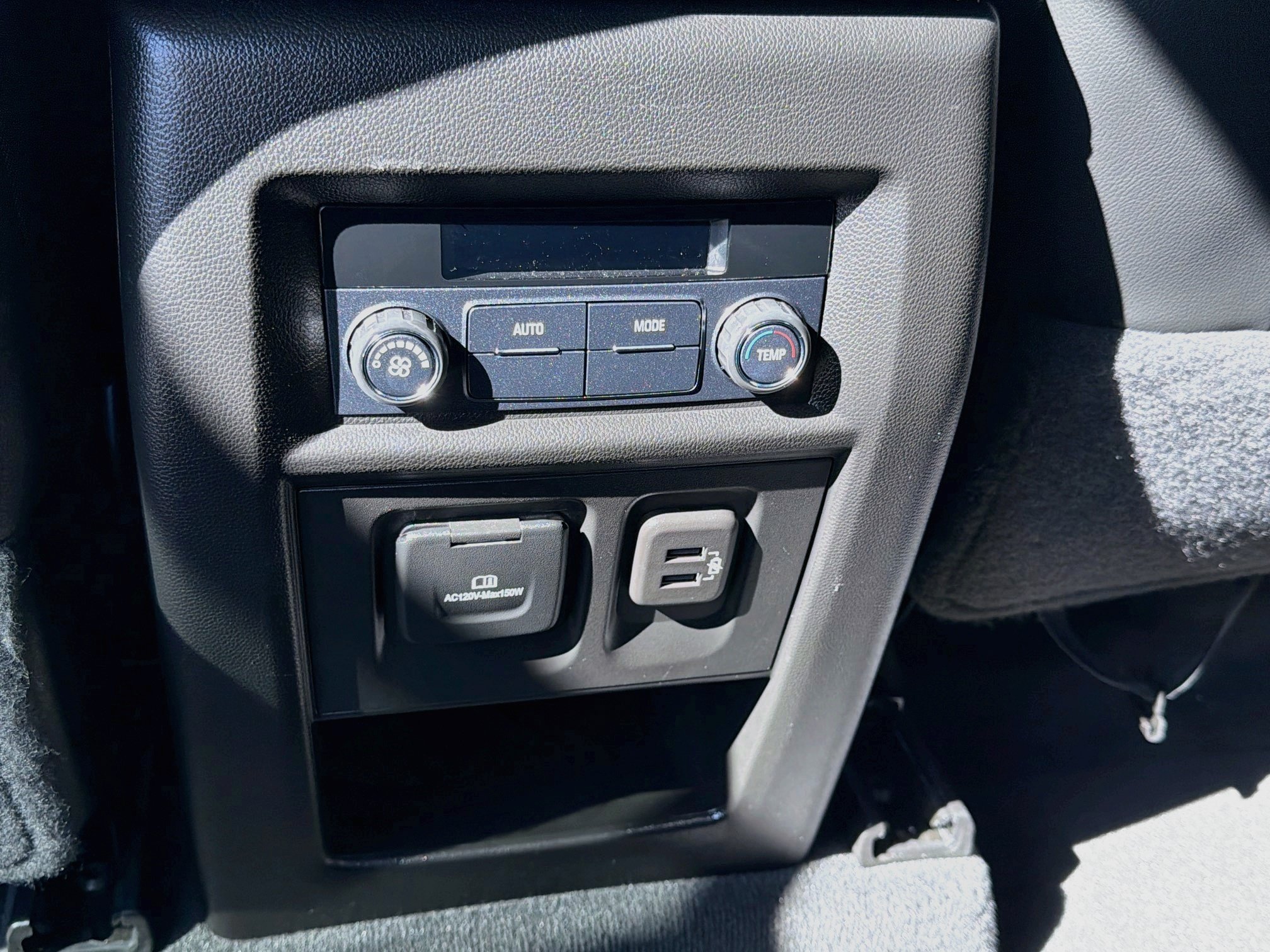 Used 2020 Chevrolet Traverse LT w/ LT Premium Package FWD image 24