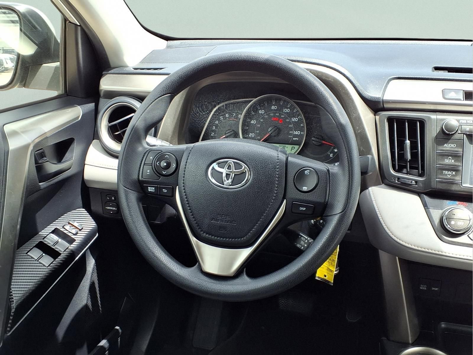 Used 2013 Toyota RAV4 XLE image 14