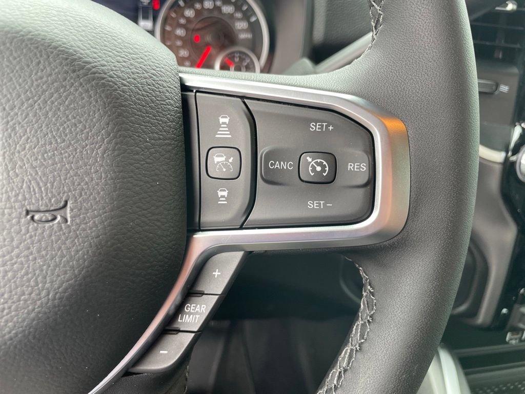 New 2026 RAM 2500 Big Horn AWD/4WD image 19